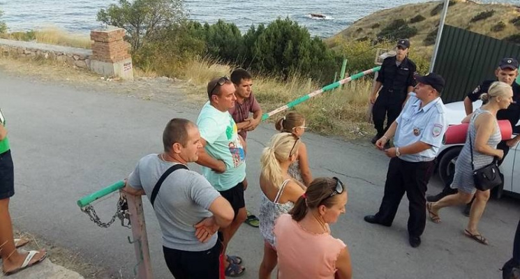 Окупанти закрили доступ кримчанам до мис…