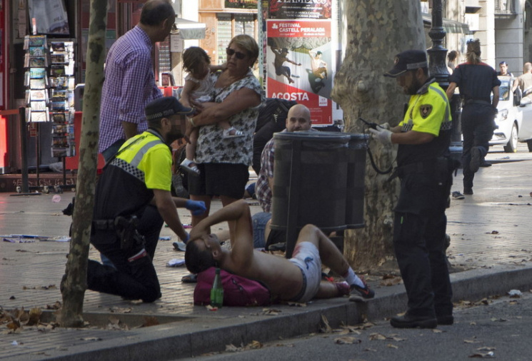Видео дня: Барселона после теракта и воз…
