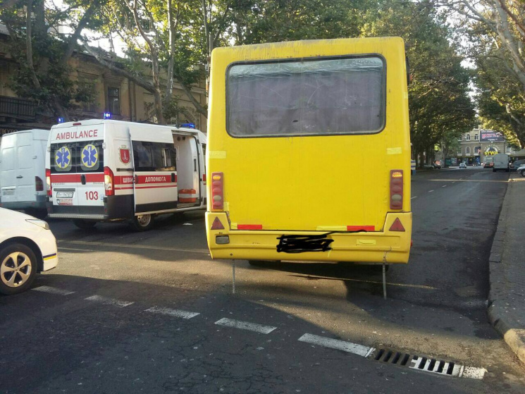 В Одесі водій автобуса спричинив ДТП…