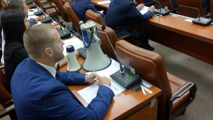 Депутати Запорізької міськради не змогли…
