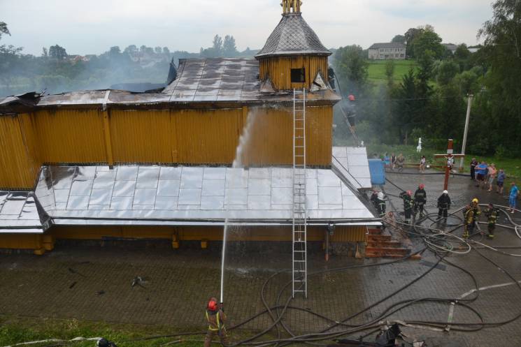 На Львівщині згоріли 28 храмів…