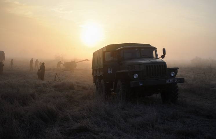 На Луганщине боевики подбили автомобиль…