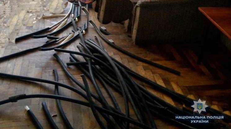В Запоріжжі троє підлітків викрали кабел…