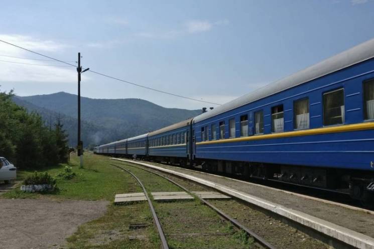 На Тернопільщині потяг збив жінку…