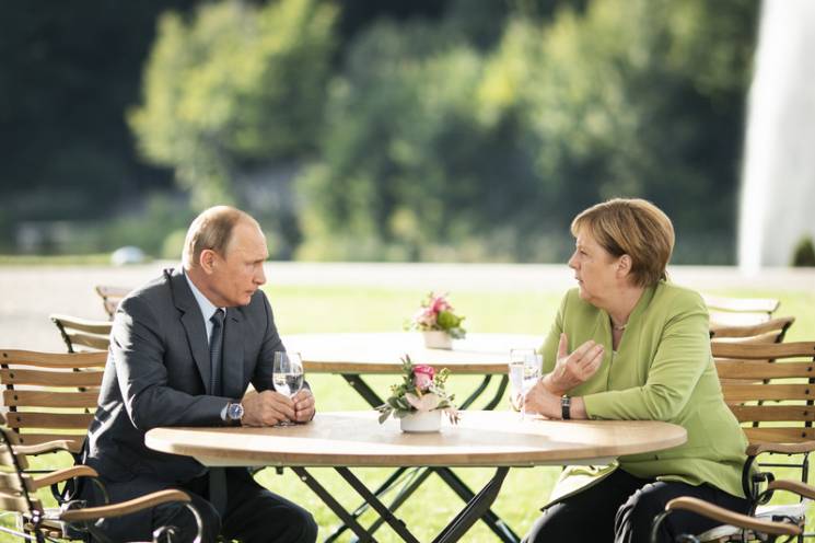 Переговори Путіна з Меркель: Чи трапилас…