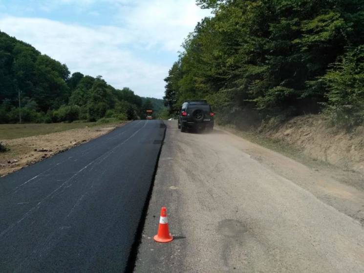 На Перечинщині триває ремонт дороги "Пер…