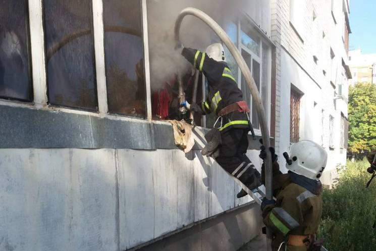 В Полтаве спасатели потушили пожар в мно…