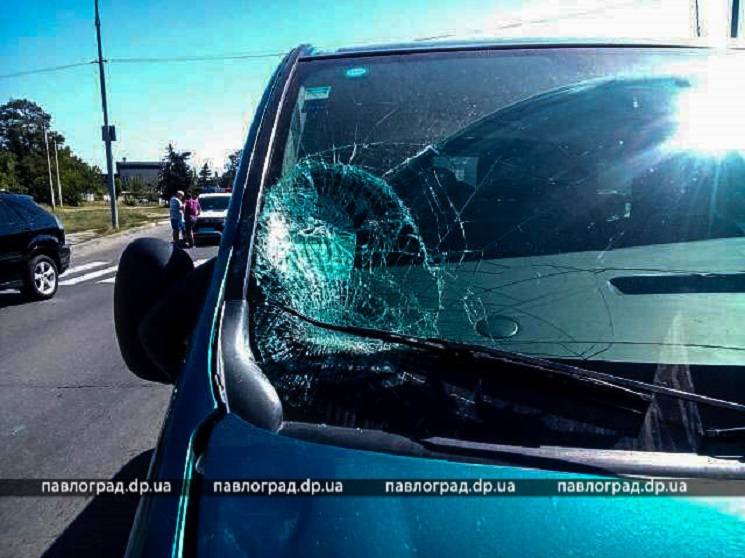 В Павлограде после столкновения двух авт…