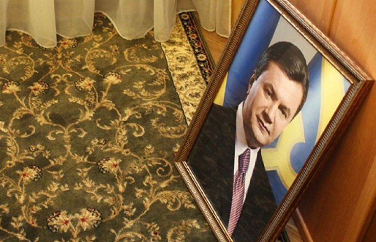 В чьих кабинетах завалялся Янукович…