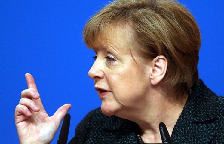 Меркель стало погано під час інтерв'ю. В…
