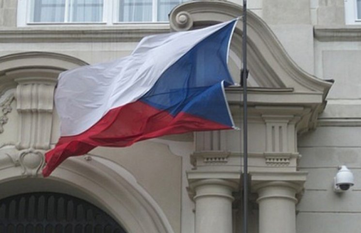Чехія закриє своє консульство в Донецьку…