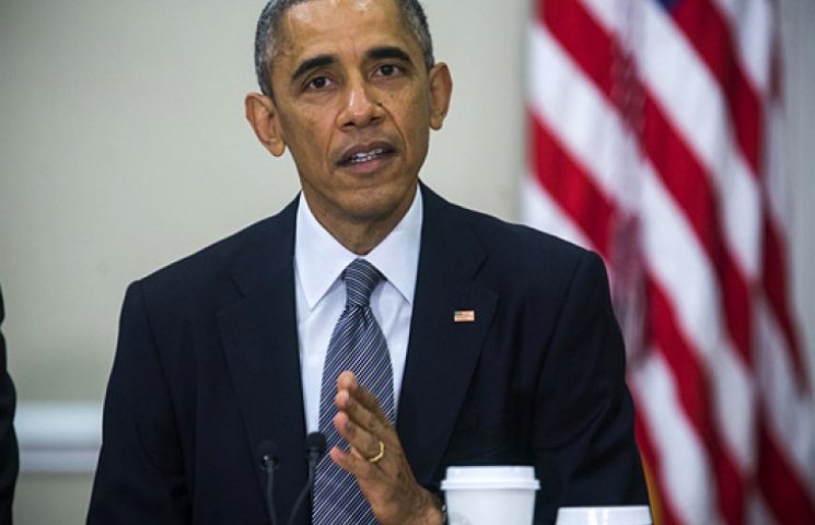 Обама пока думает, «дружить» ли с Украин…