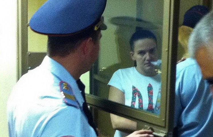 Адвокат и консул умоляют Савченко прекра…