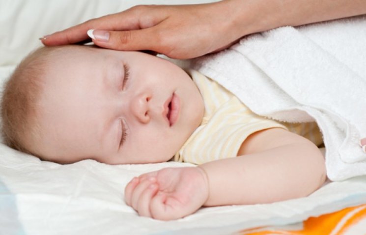 Як забезпечити немовляті безпечний сон…