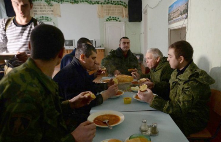 Ватажкам «Новоросії» РФ наказала годуват…