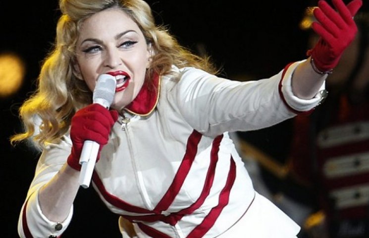 Мадонна извинилась за высказывание о тер…