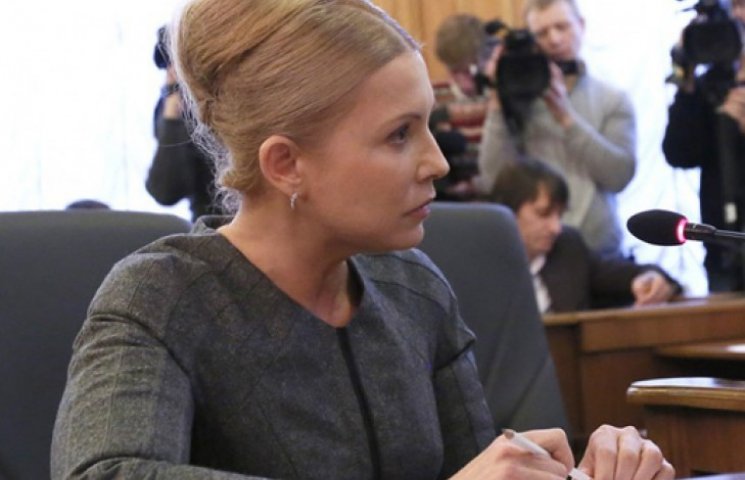 Тимошенко сменила косу на растрепанную п…