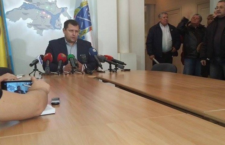 Філатов звинуватив у зриві сесії депутат…