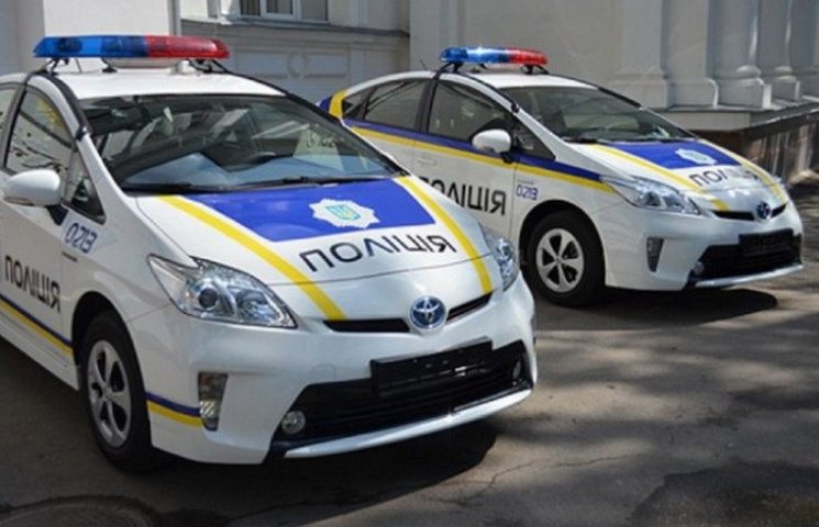 На Закарпатье новая полиция на авто сбил…