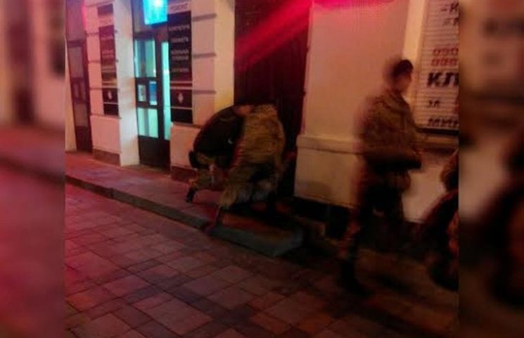 Як п'яні військові розважалися у Полтаві…