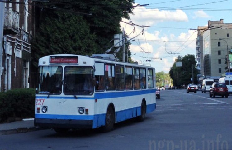 В Хмельницком с понедельника будут курси…