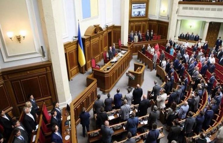 Всього 7 одеських нардепів голосувало за…