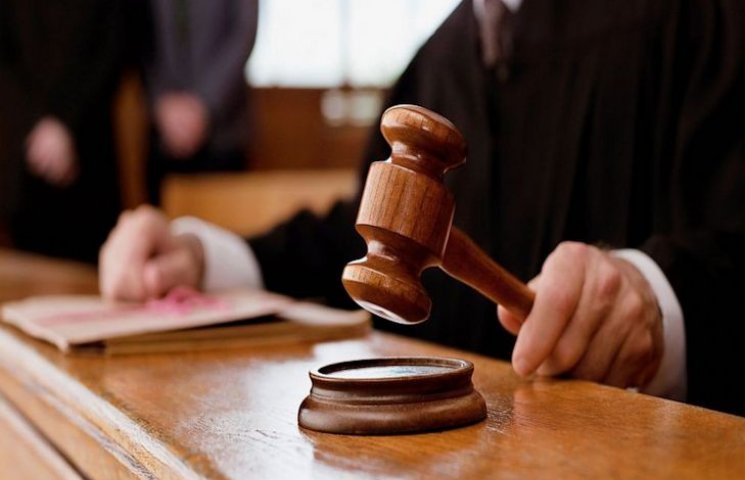 Рівненський суд засудив трьох членів зло…