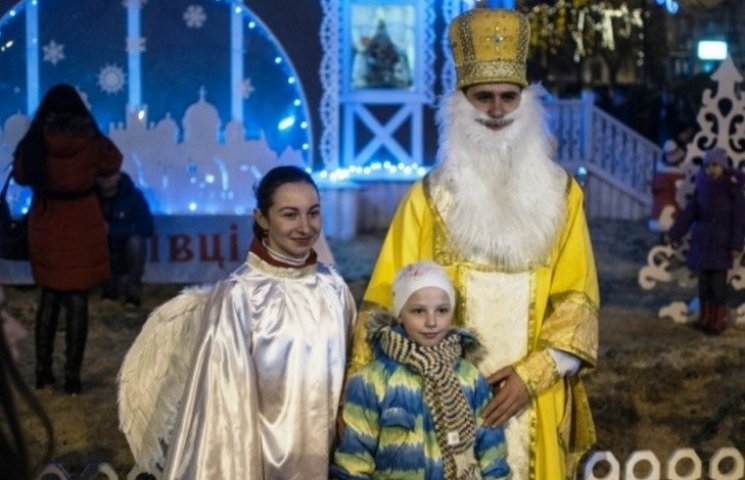 В Черновцах отказались от Деда Мороза, т…