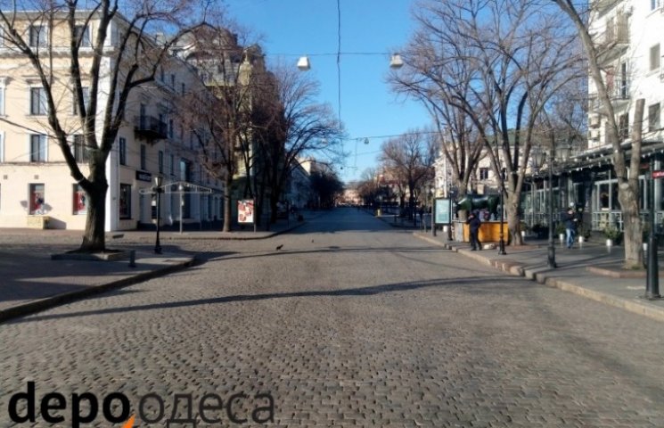 Главная улица Одессы ко встрече Нового г…