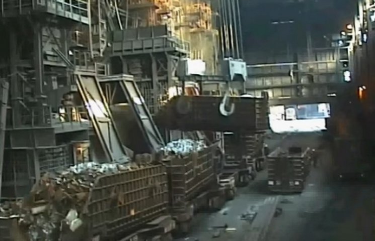 Опубликовано видео взрыва на металлургич…