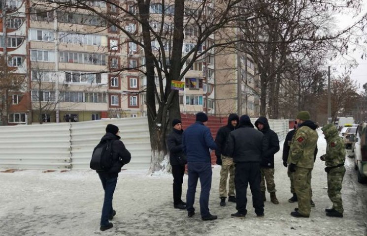 Киевляне не дали "АТБ" незаконно построи…