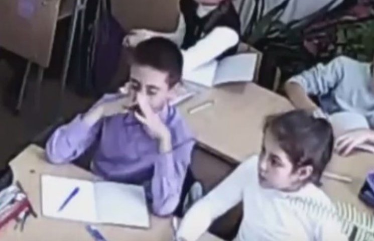 В оккупированном Крыму школьник заплакал…