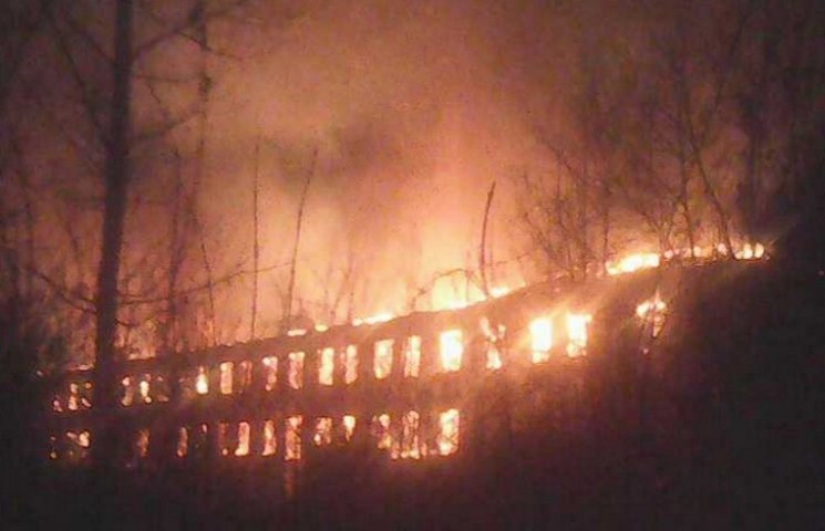 В Гайсине сгорело бывшее общежитие…