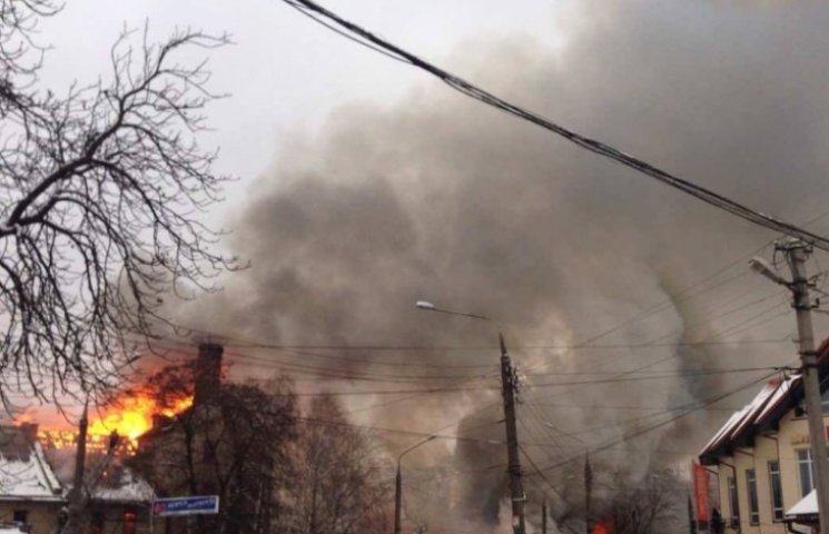 У Чернівцях палає пивний завод (ВІДЕО)…