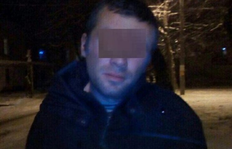 Чоловік, якого розшукує київська поліція…