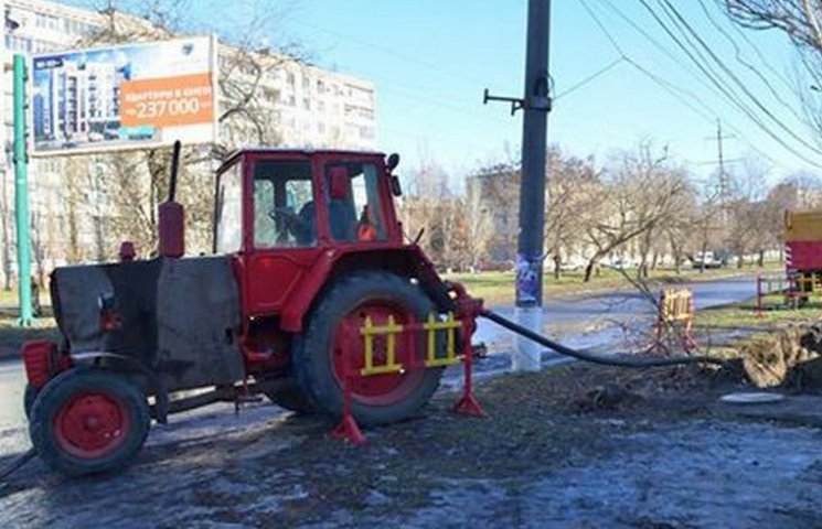 Миколаївські комунальники "воюють" з під…