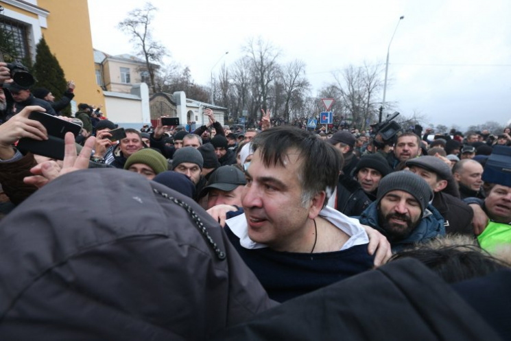 Саакашвілі хитає Київ: Поліція штурмувал…