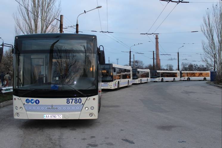 У Запоріжжі нові автобуси випустили на м…