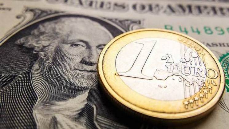 У Києві євро та долар продовжують своє п…
