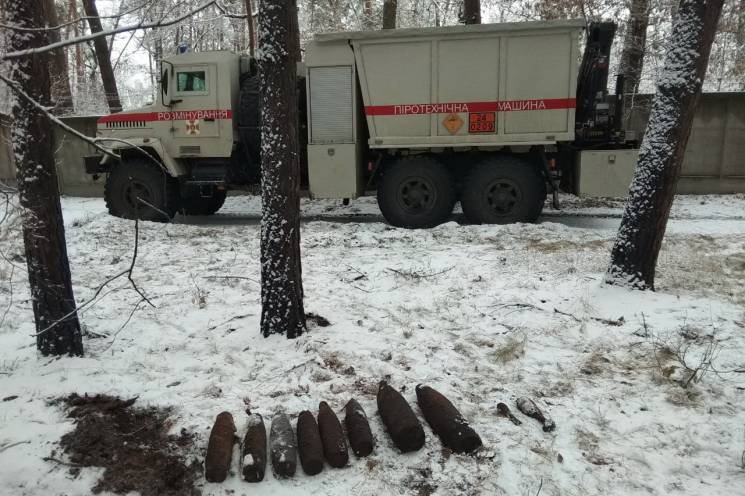 В лесу под Харьковом нашли немецкие бомб…