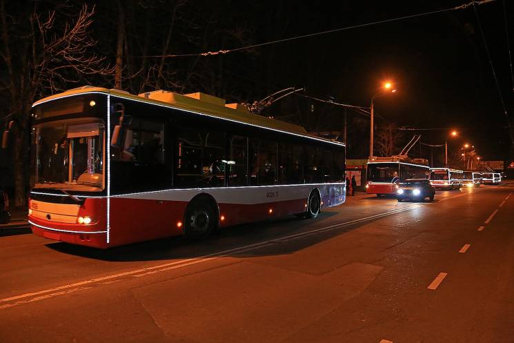 Одесою проїдуться святкові тролейбуси…