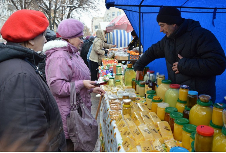 Святкову торгівлю у Кропивницькому почал…