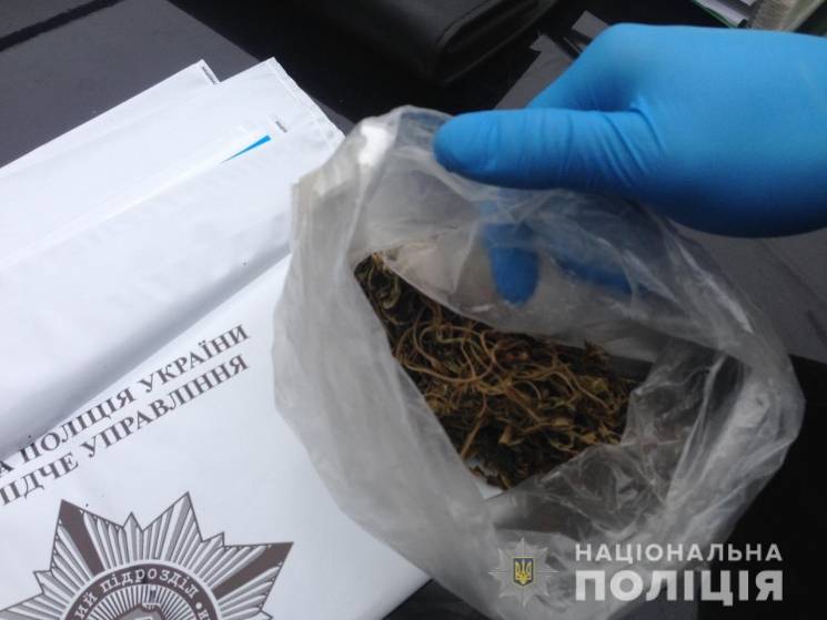 Поліція Ужгородщини затримала 18-річного…