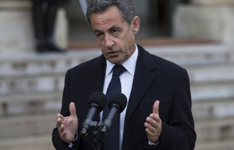 Саркози признал Крым российским и призва…