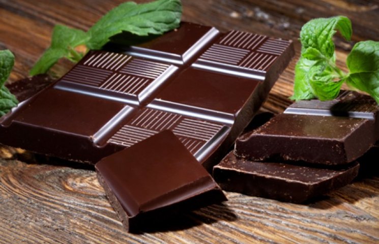 Черный шоколад поможет снизить давление…