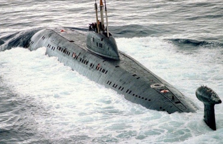 РФ жене в Крим підводні човни з ракетами…