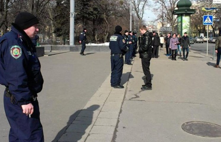 На Харьковщине могут запретить массовые…