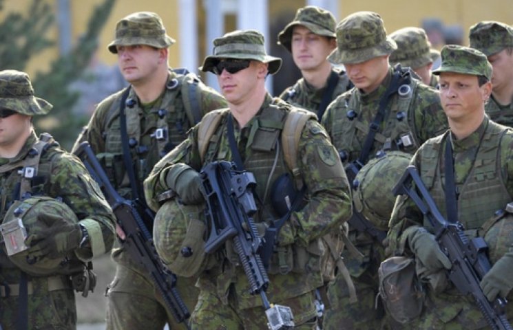 В Литве хотят возобновить призыв в армию…