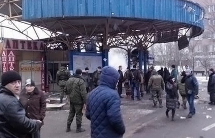 Донецк содрогнулся от взрывов. В городе…
