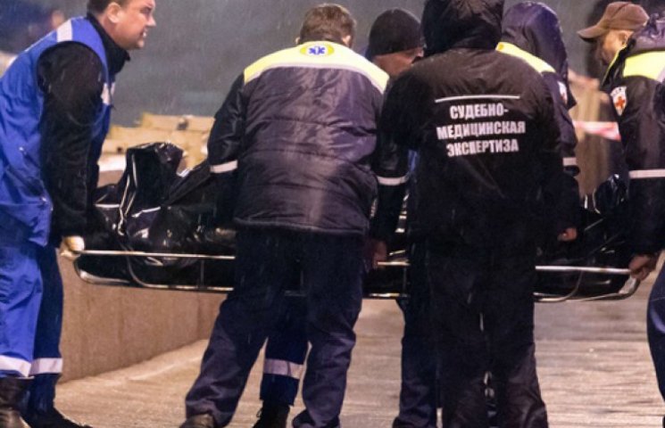 Появилось видео с места убийства Немцова…